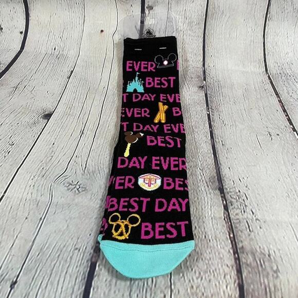 Disney Parks Best Day Ever Socks - Picture 1 of 3